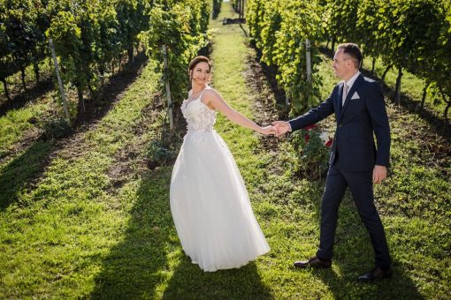Esküvői ruha, Menyasszonyi ruha, Fortuna Esküvői és Alkalmi ruhaszalon Vác